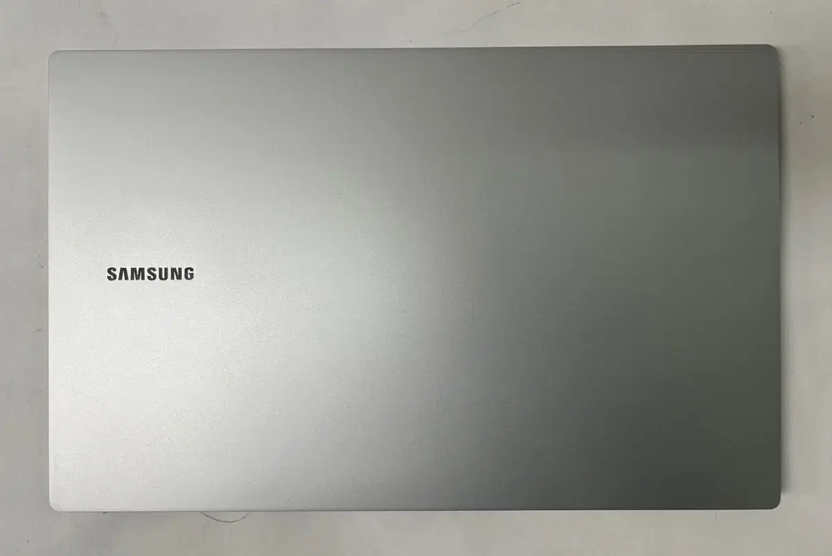 삼성 갤럭시북 프로 15인치 NT950XDC i7 16GB 1TB 노트북